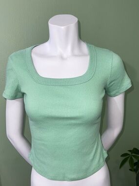 Heart Hips Mint Ribbed Square-Neck Short Sleeve Tee